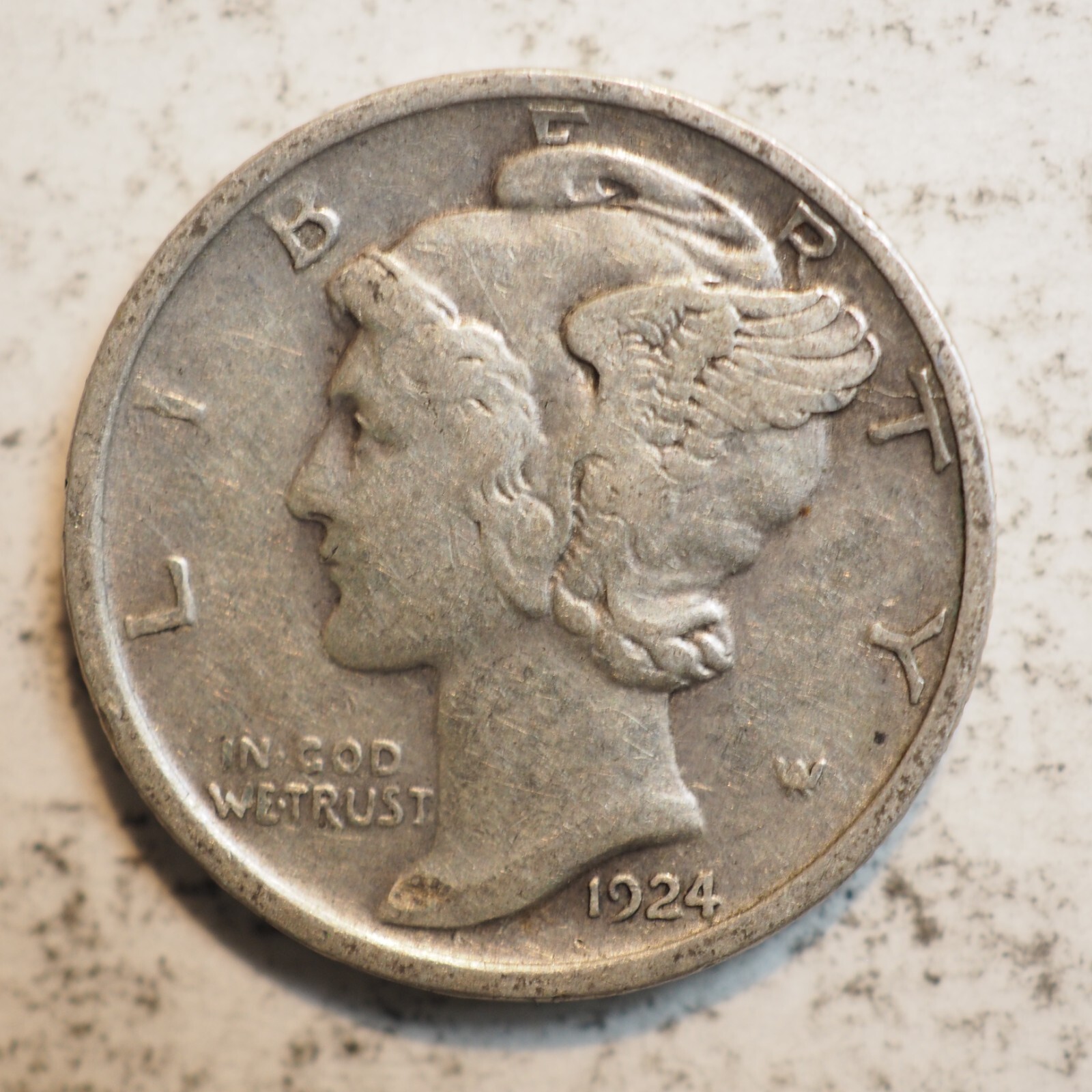 1924 D MISS MERCURY SILVER DIME ***NICE COIN!*** FREE SHIPPING! A8487