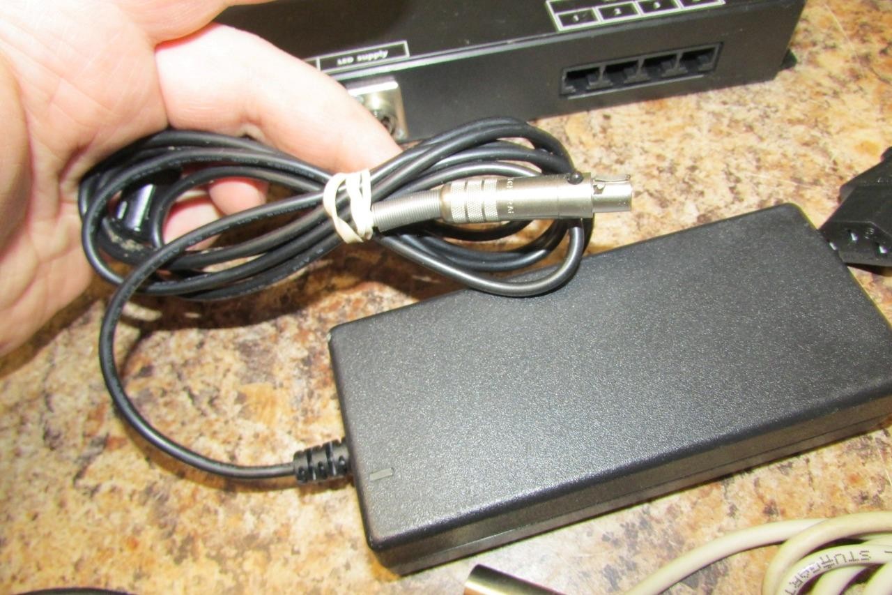 Noldus CatWalk XT Control Unit CWCU-0010 with Power Adapter & Cables/Wires