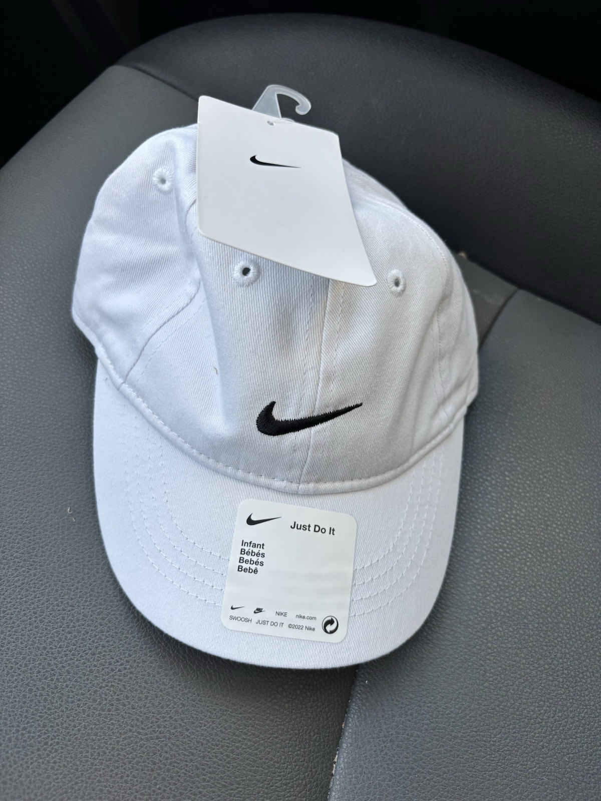 Nike Kids White Adjustable Black Swoosh Logo Toddler Sports Baseball Cap