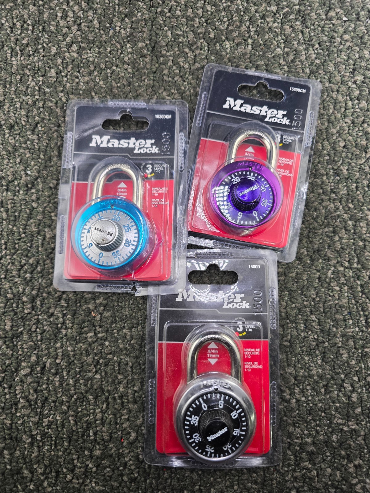 (QTY 3) Master Lock 1530DCM Combination Padlocks 9/32" x 3/4" Shackle Diameter