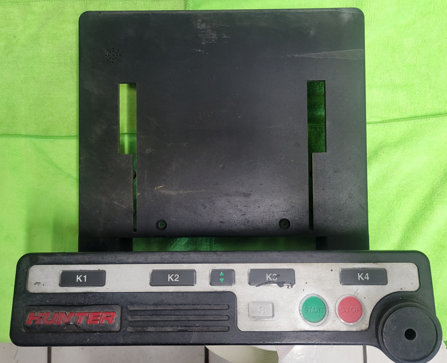 HUNTER GSP9200 DISPLAY SCREEN HOLDER CONTROL BOARD