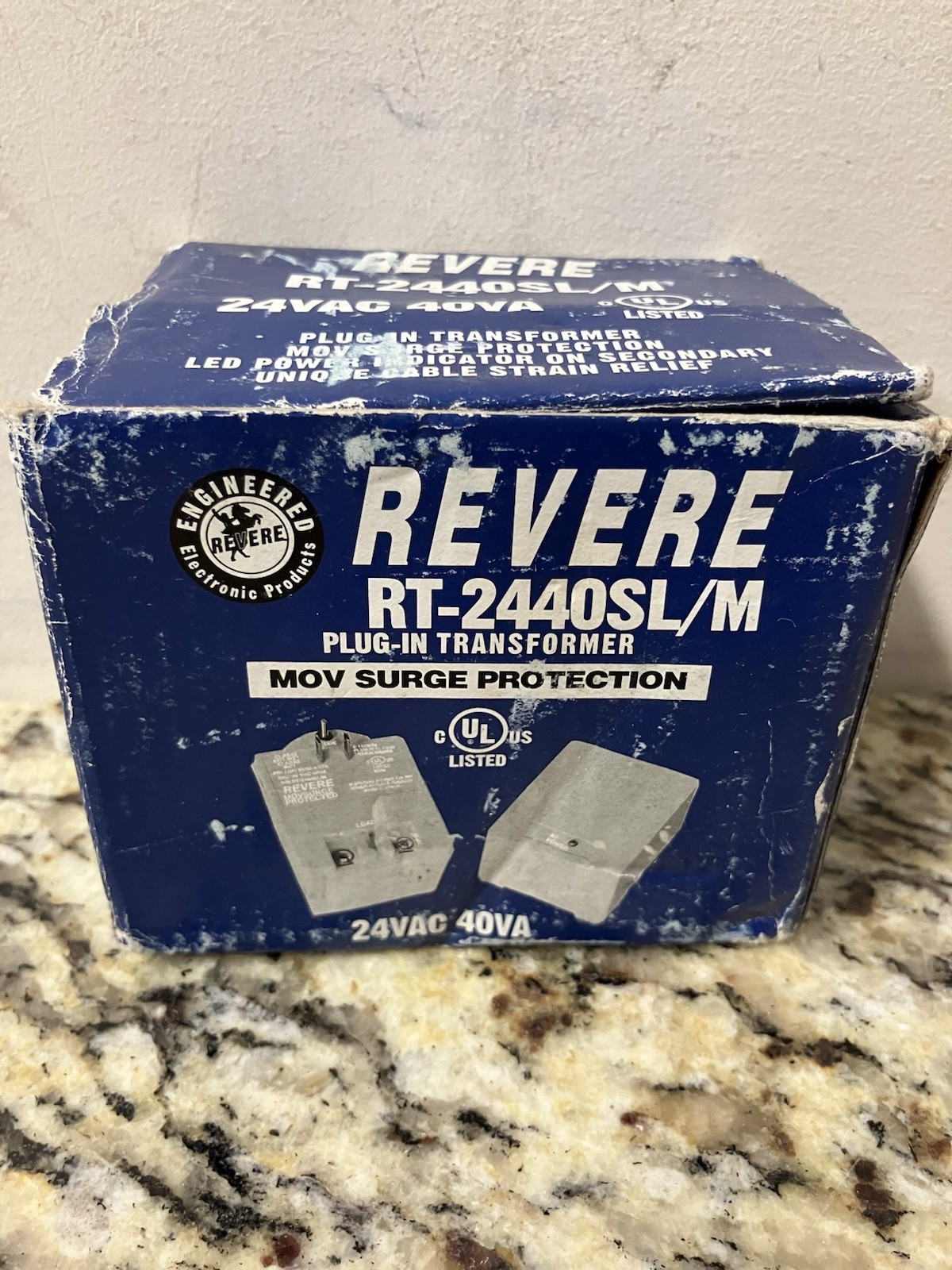 REVERE INDUSTRIES RT-2440SL/M PLUG-IN TRANSFORMER NOS IN BOX