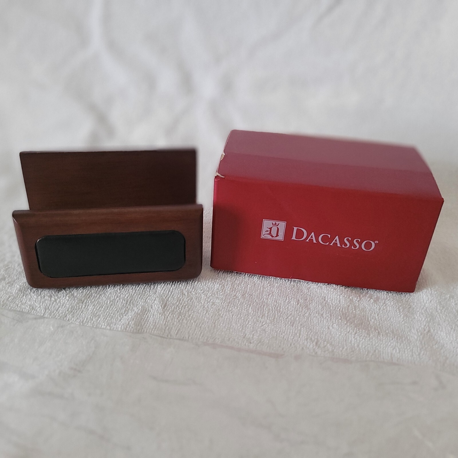 Dacasso A8407 Wood & Leather Business Card Holder