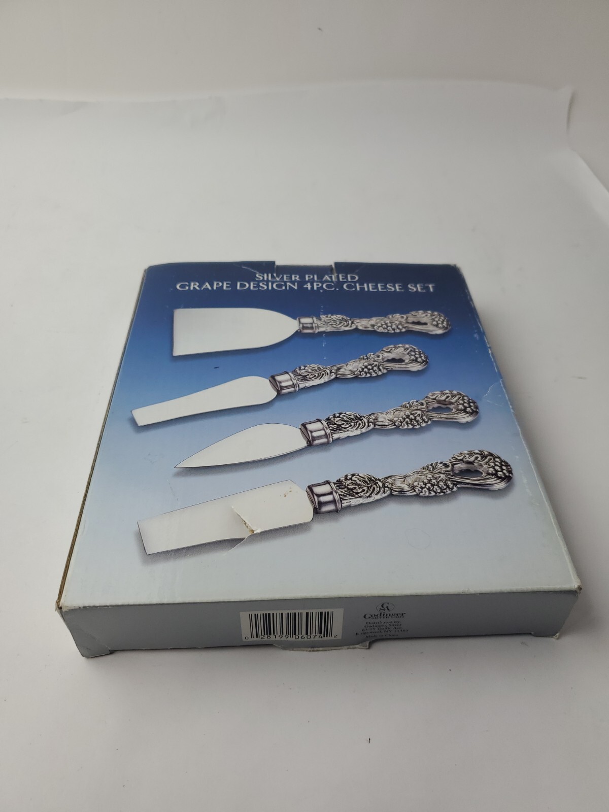 Silver Plated Grape & Grapevine Handle.FS