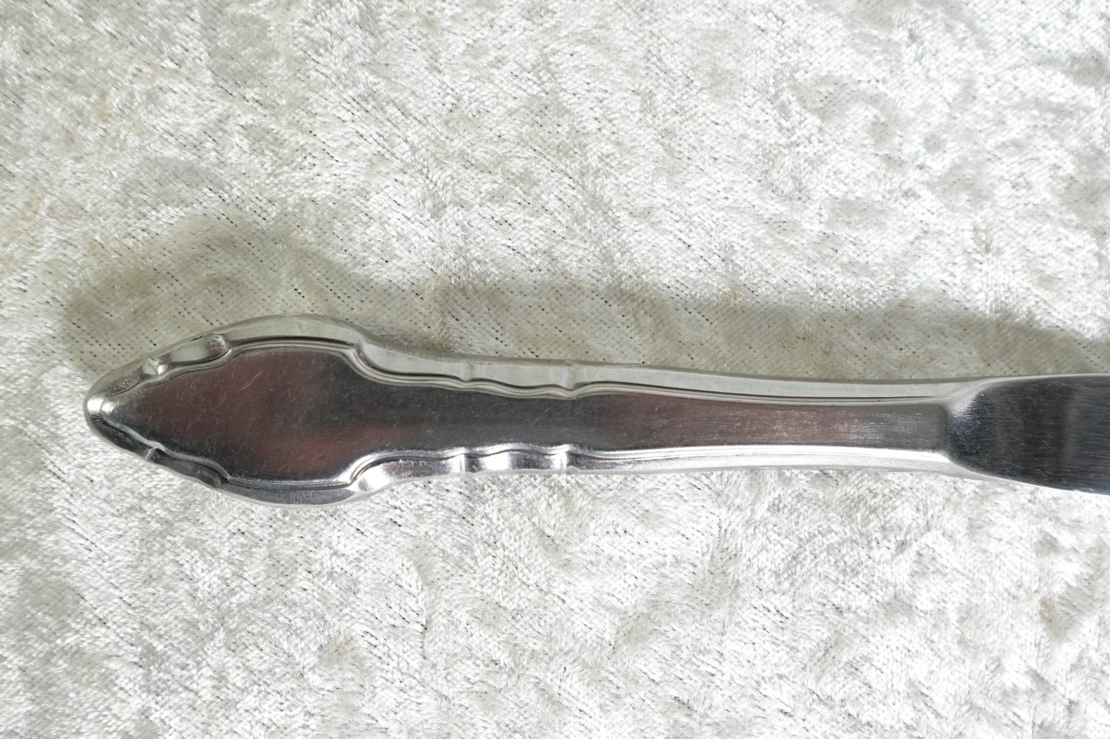 14 Pcs Silhouette Pattern Flatware By International Stainless Satin Handle