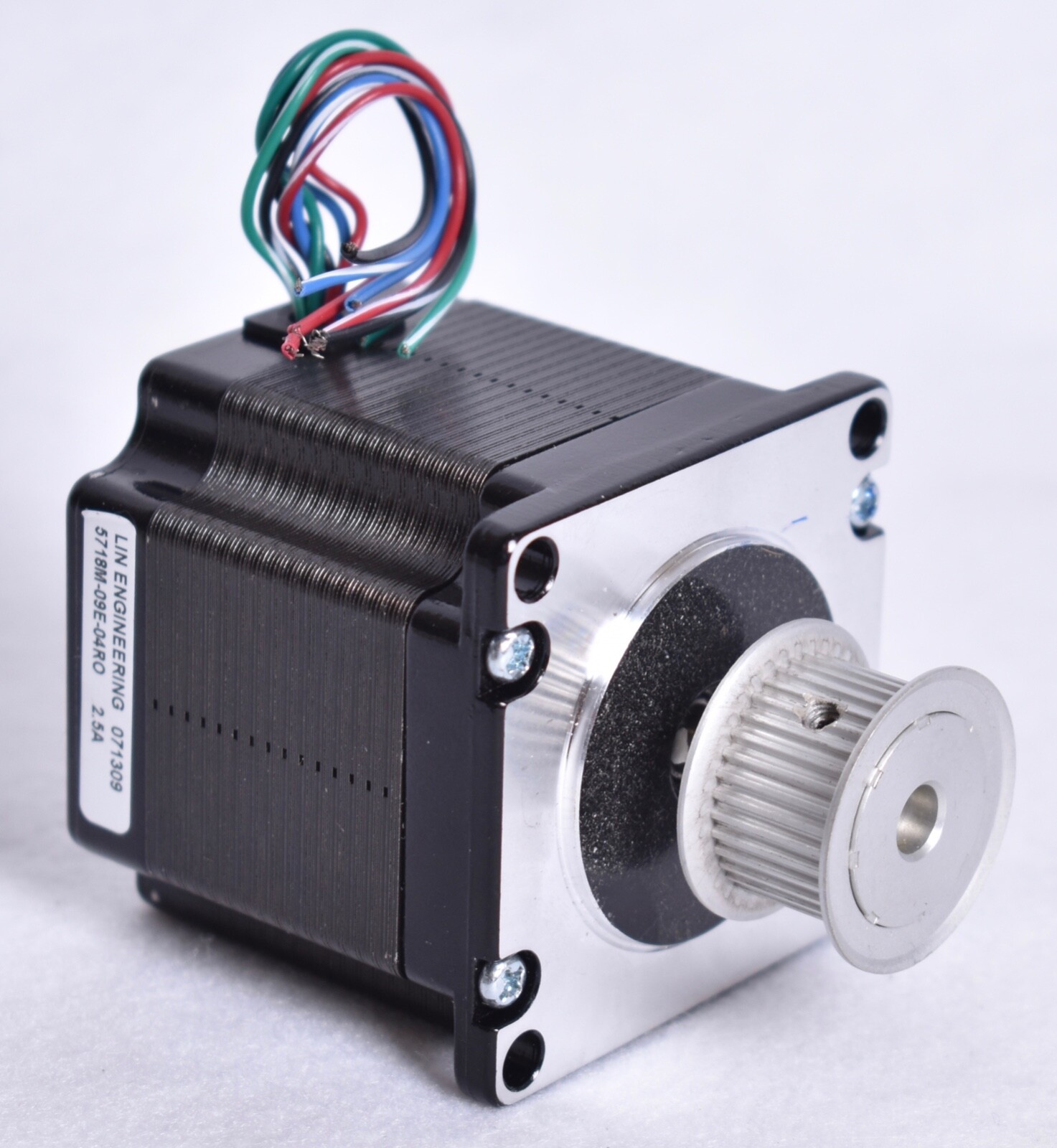 Lin Engineering 2.5A High Torque Stepper Motor  5718M-09E-04RO  5718M-09E-04R0