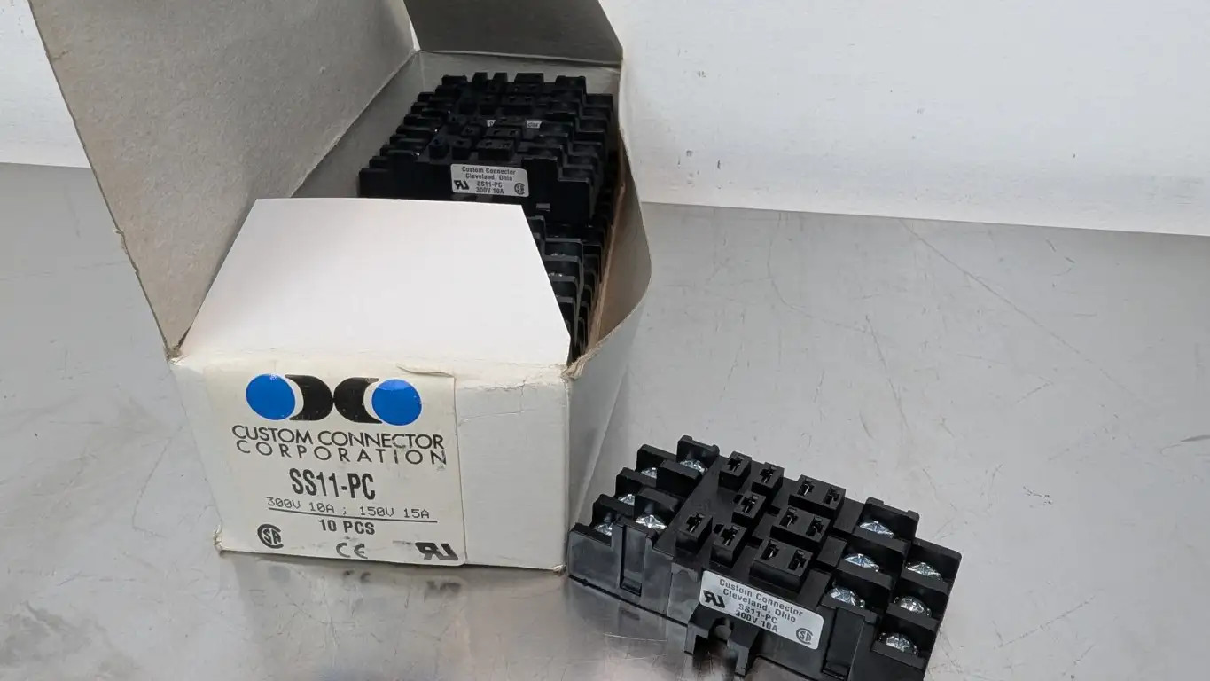 10 Pack Custom Connector SS11-PC Relay Socket 3PDT 11-Pin Square