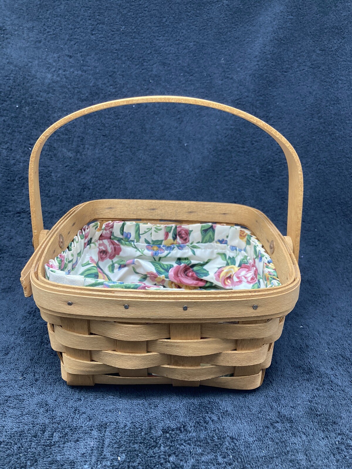 longaberger basket 1992 small berry with skirt and movable handle