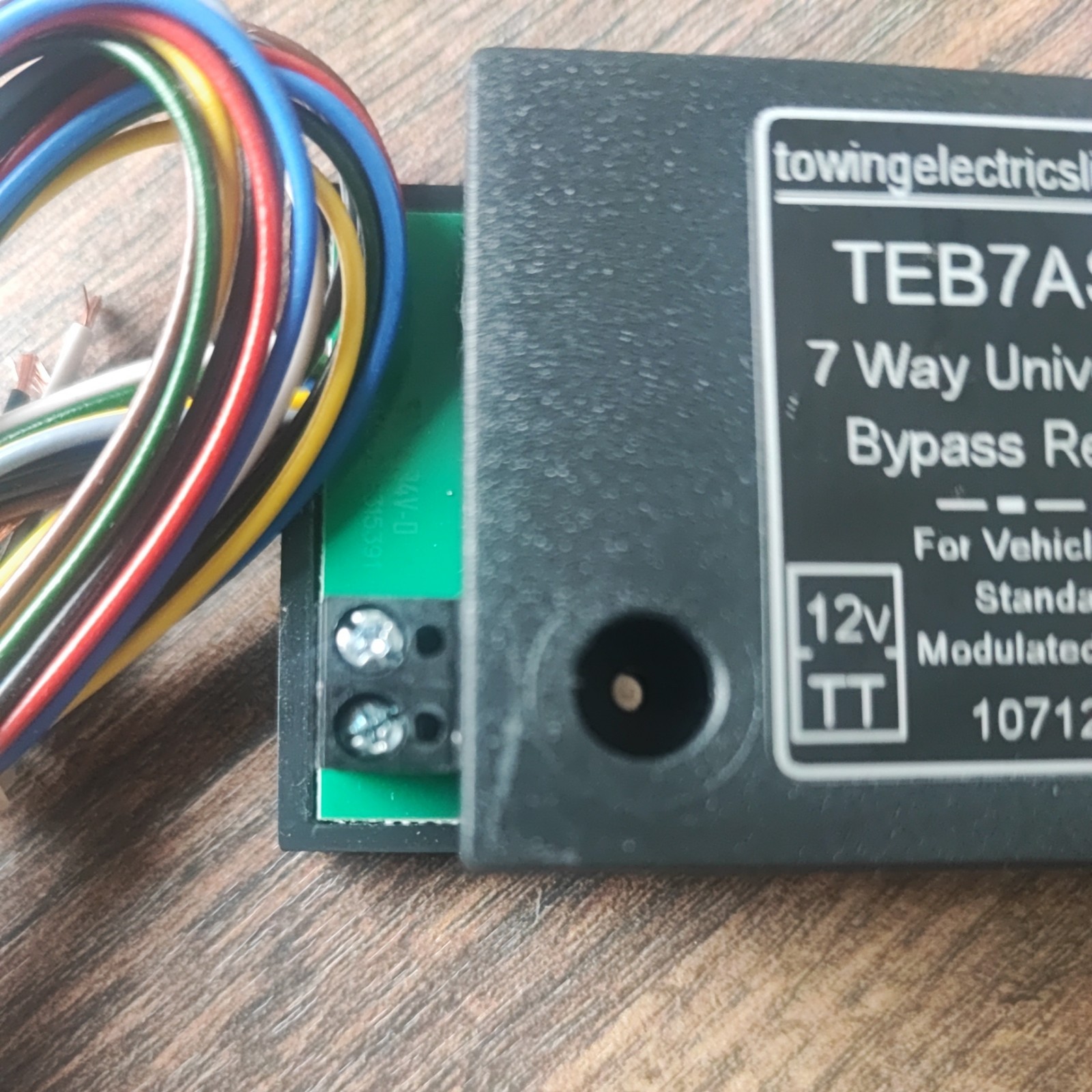 TEB7AS 7 WAY SMART CHIP UNIVERSAL INTERFACE BYPASS TOWING RELAY