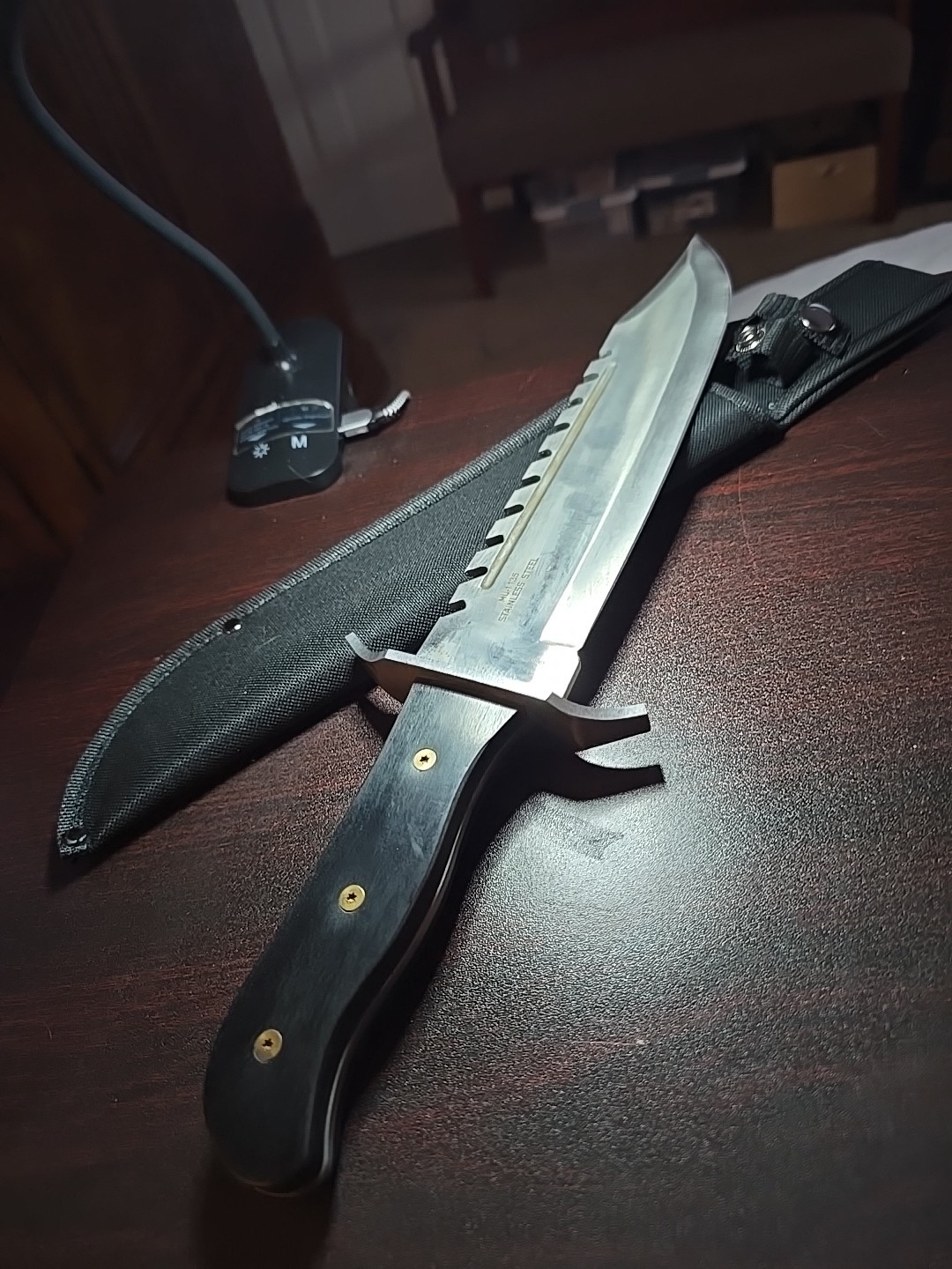 Master USA Hunting Knife (MU-1135) w/sheathe, Guard & Top Ridges