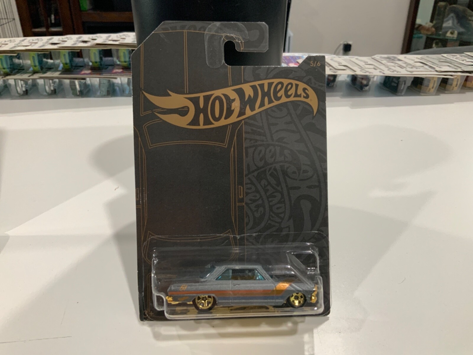 HOT WHEELS SATIN GOLD '63 CHEVY II 5/6