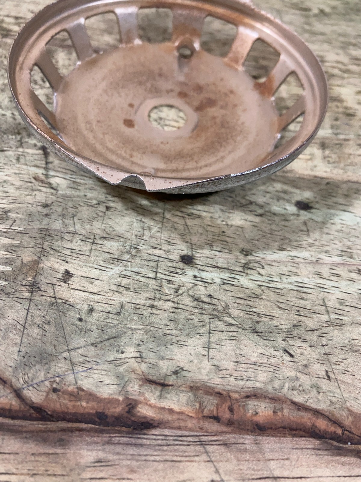 AFC Camp Master Lantern 1035 - Globe Rest - Rust inside