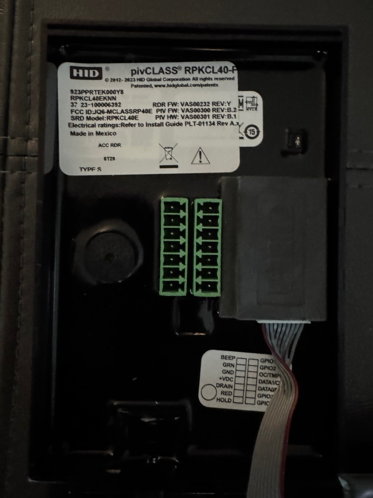 HID pivCLASS RPKCL40-P C/CL LCD Keypad Reader, Model 923PPRTEK000Y8-New