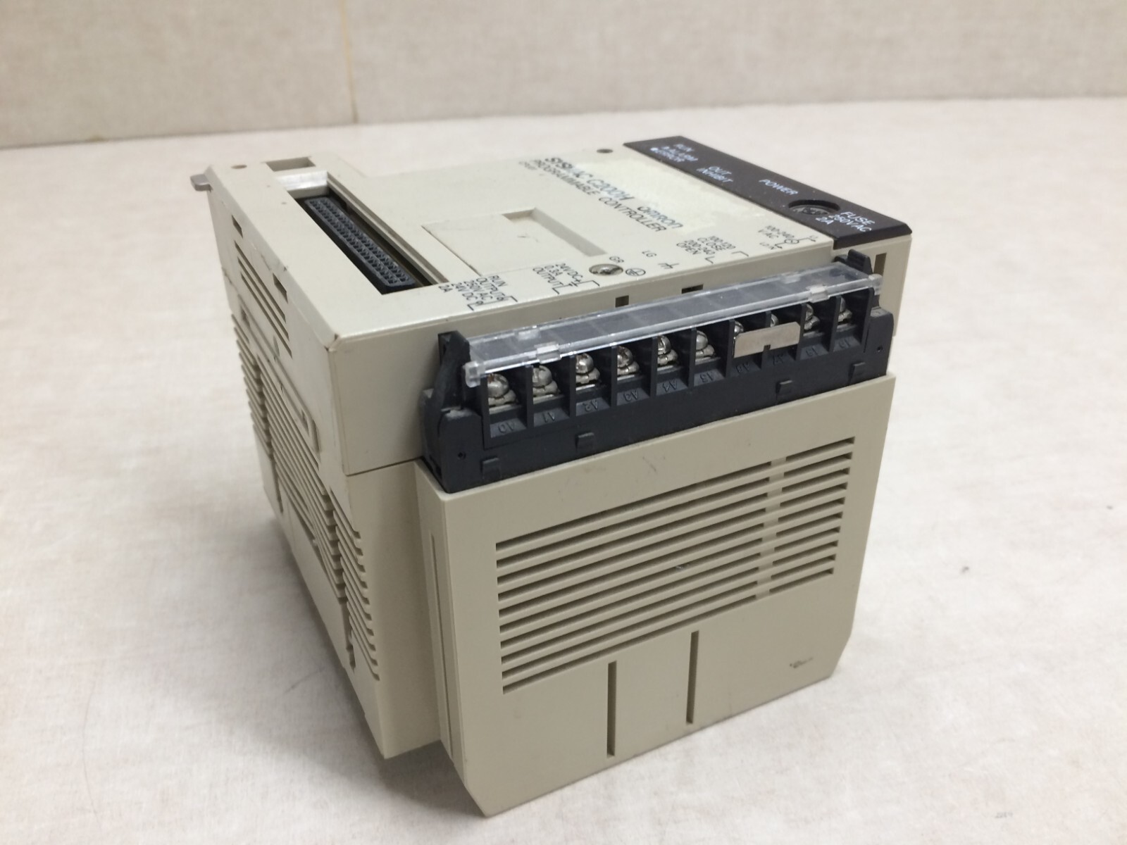 Omron Sysmac C200H-CPU01-E2 Programmable Logic Controller CPU Unit 50/60Hz