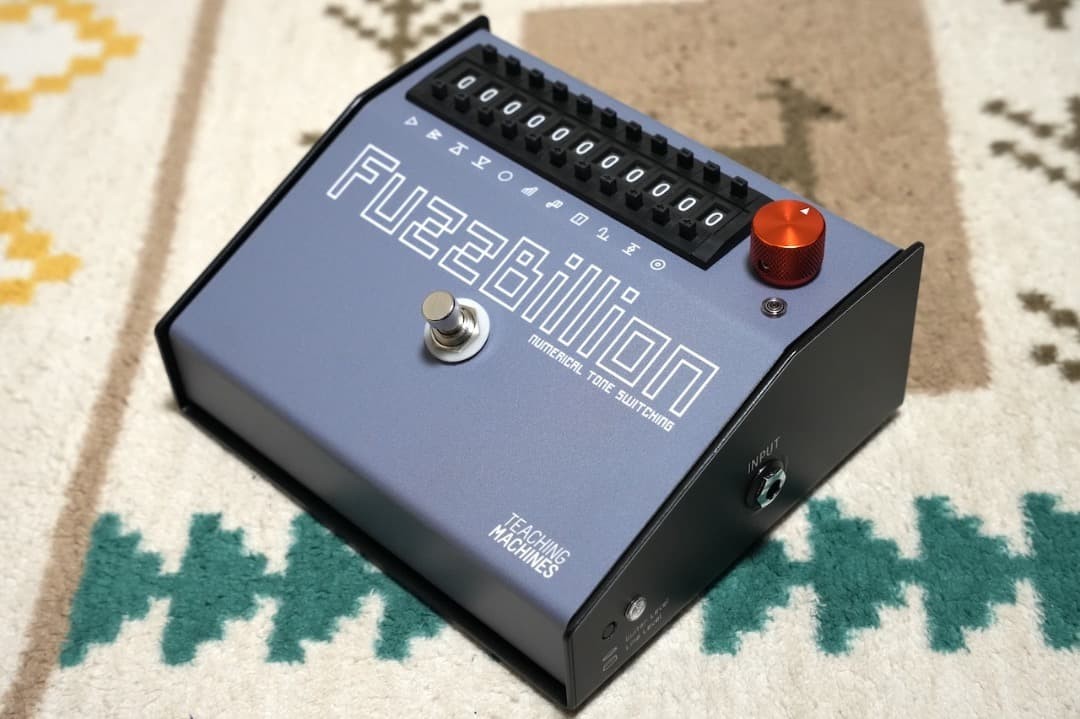 FuzzBillion fuzz pedal 151901