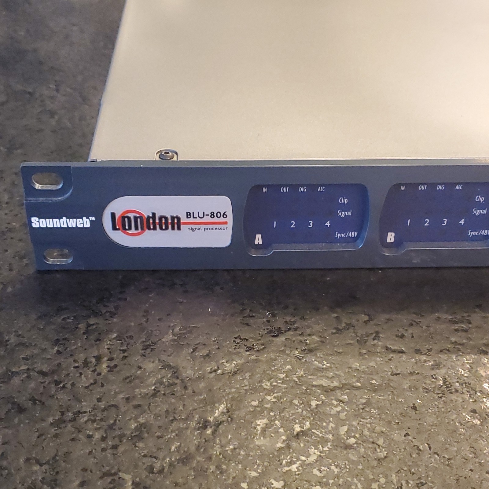 BSS Soundweb London BLU-806 Signal Processor Rack Digital Audio