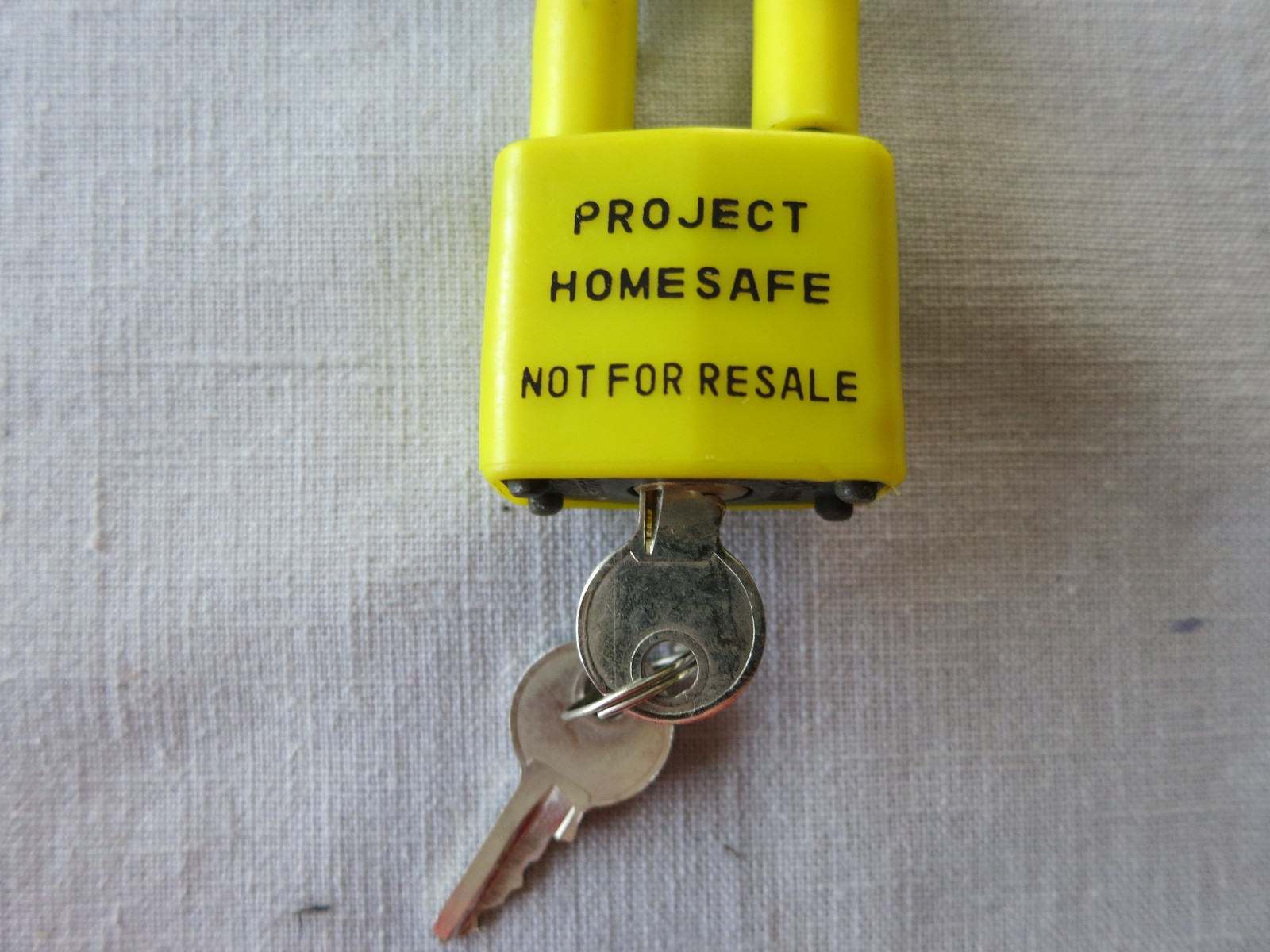 Project HomeSafe Gun Lock With Cable Padlock and Two (2) Keys, New