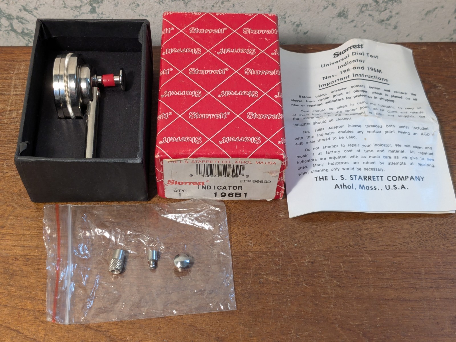STARRETT UNIVERSAL DIAL TEST INDICATOR NO 196B1