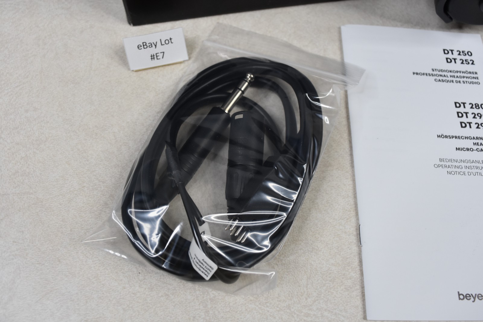 (Lot E7) Beyerdynamic DT 290 MK II / 80 ohm Headset with Dynamic Microphone