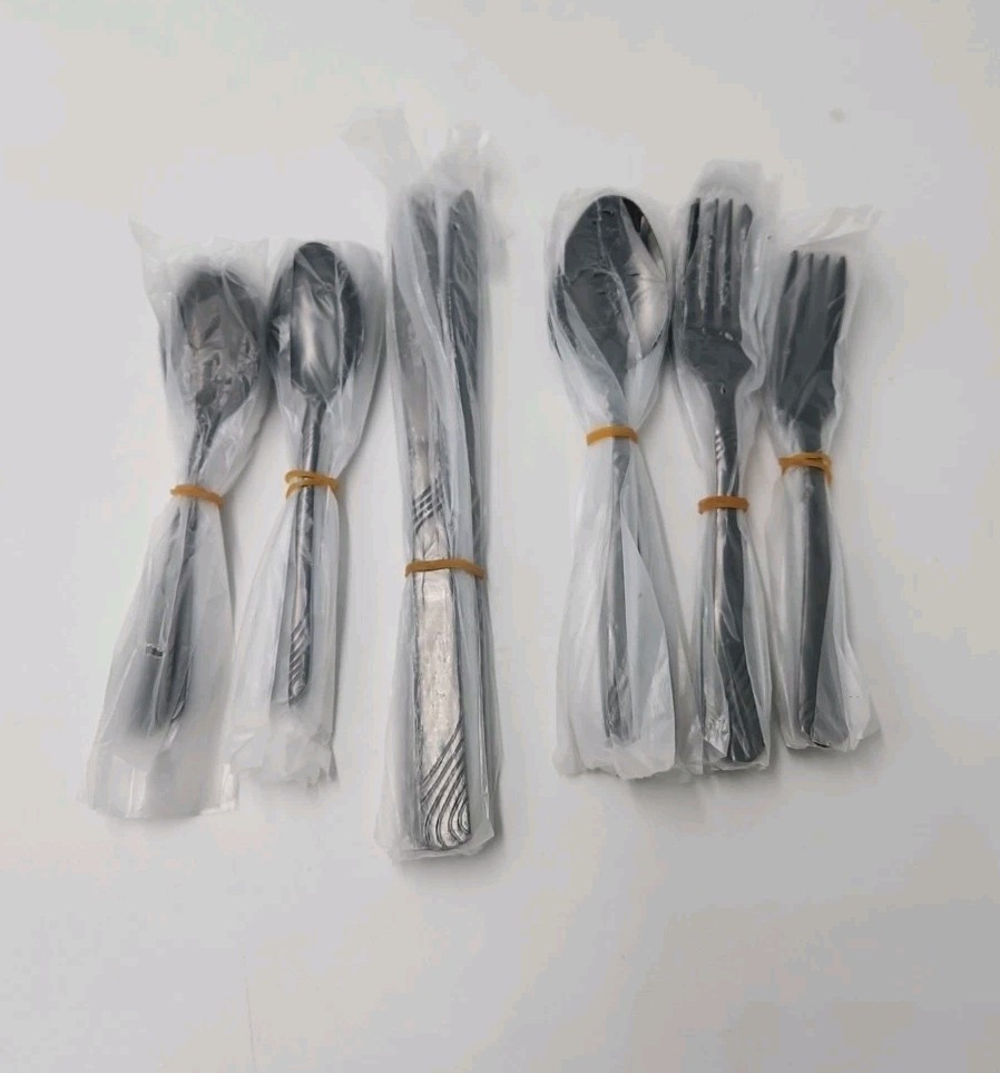 Hansmart SF Swirl 48 Piece Stainless Steel Flatware Silverware Set Black Finish