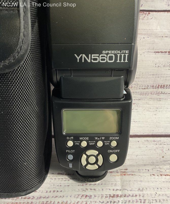 YONGNUO Speedlite YN-560-III Shoe Mount Flash