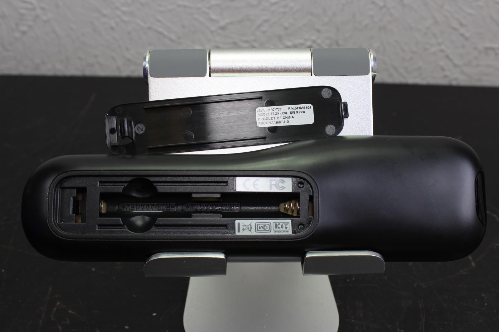 HP 643685-001 TouchSmart Remote Control Black MODEL TSGH-IR04