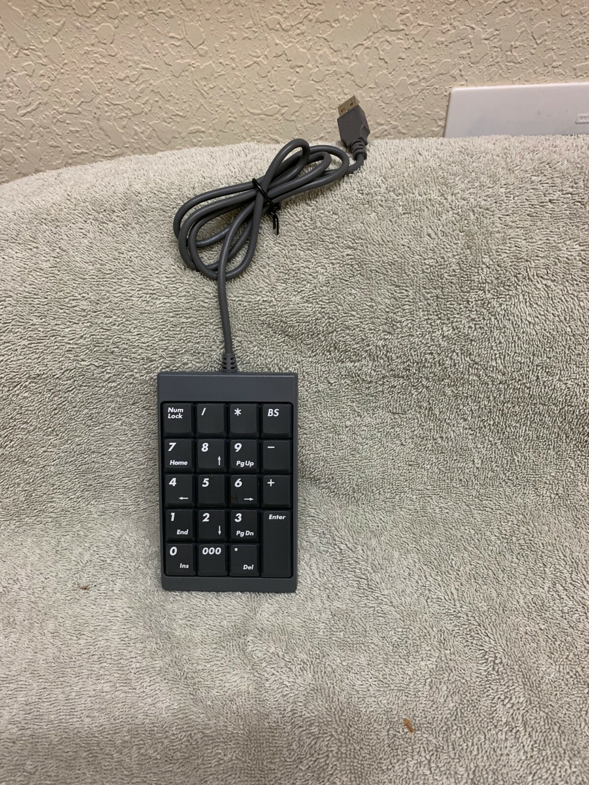 Fellowes USB Numeric Keypad Number Key Pad Model KU-9925 P/N 99193 (Used)