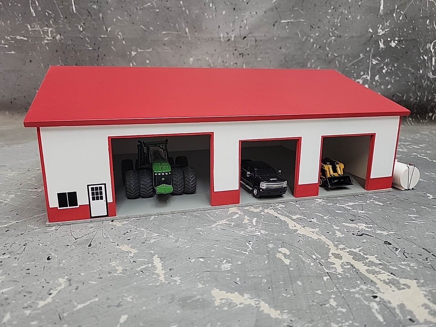 1/64 Custom scratch built 60x80 building Red & White 3 Door On Side With Floor
