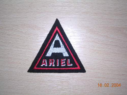 CLASSIC ARIEL MOTORCYCLES TRIANGLE PATCH/SQUARE FOUR/RED HUNTER