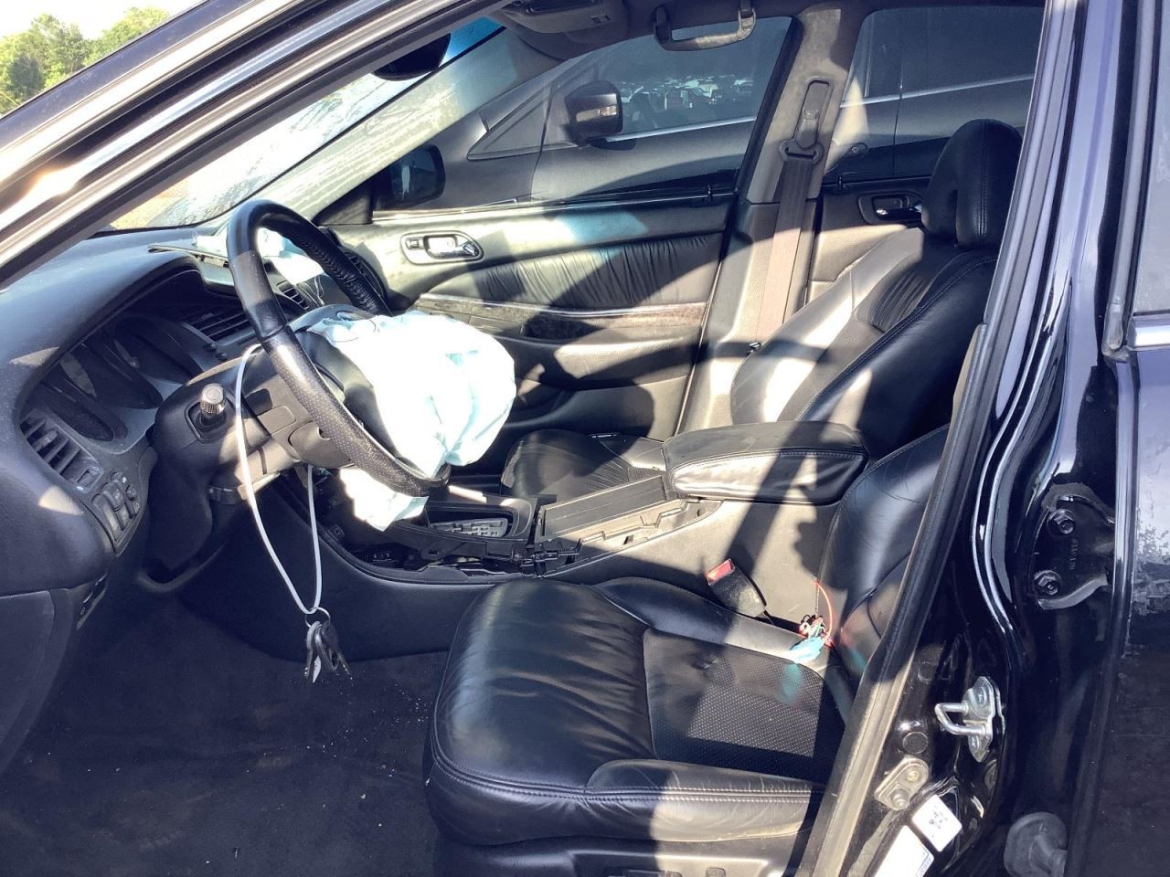 TL 2002 Glove Box 4673032