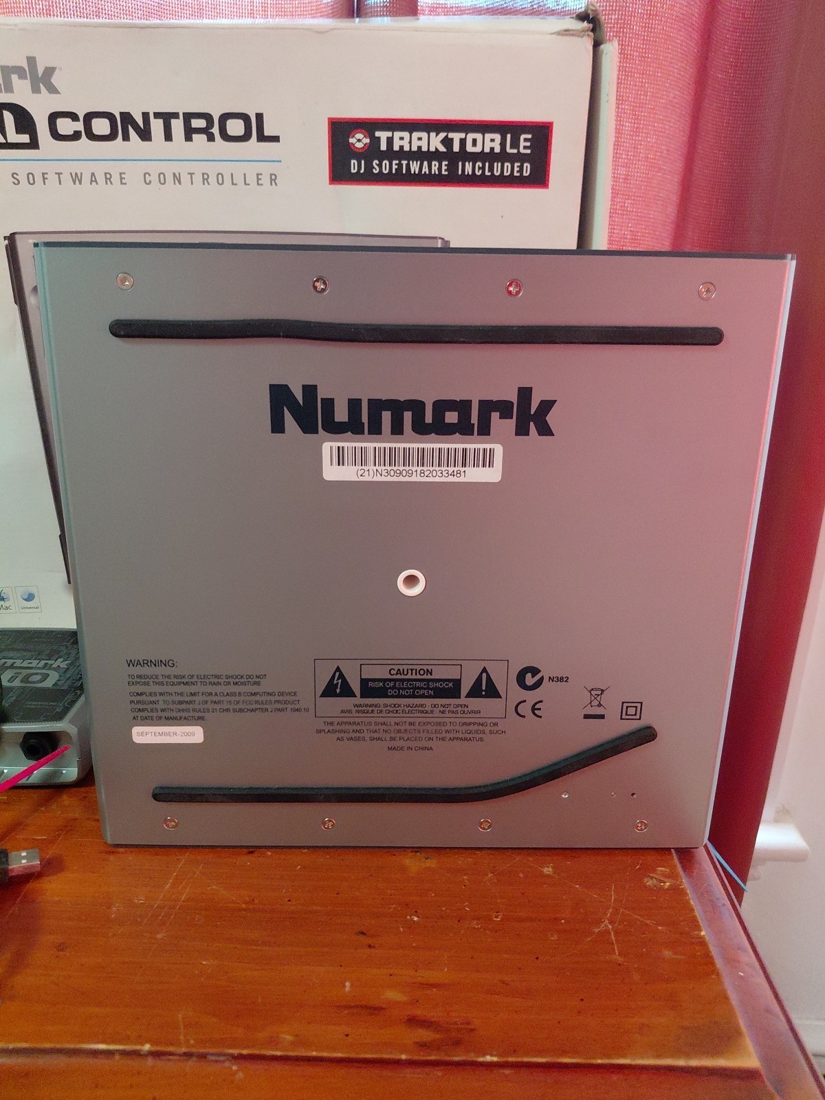 Numark Total Control Dj Controller