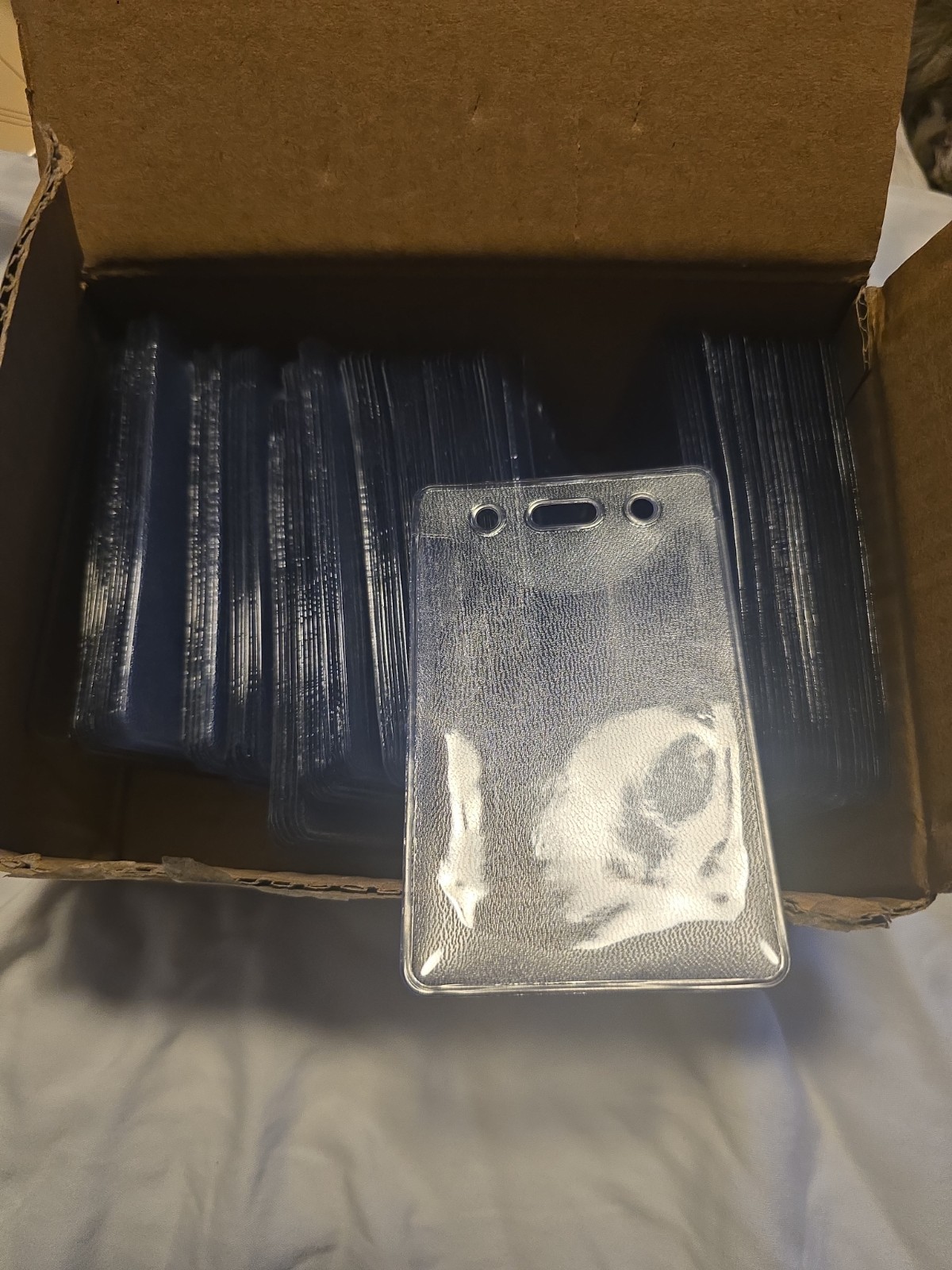 Vertical Badge Holder  100ct Clear Vinyl  with Slot Chain Holes Y843358