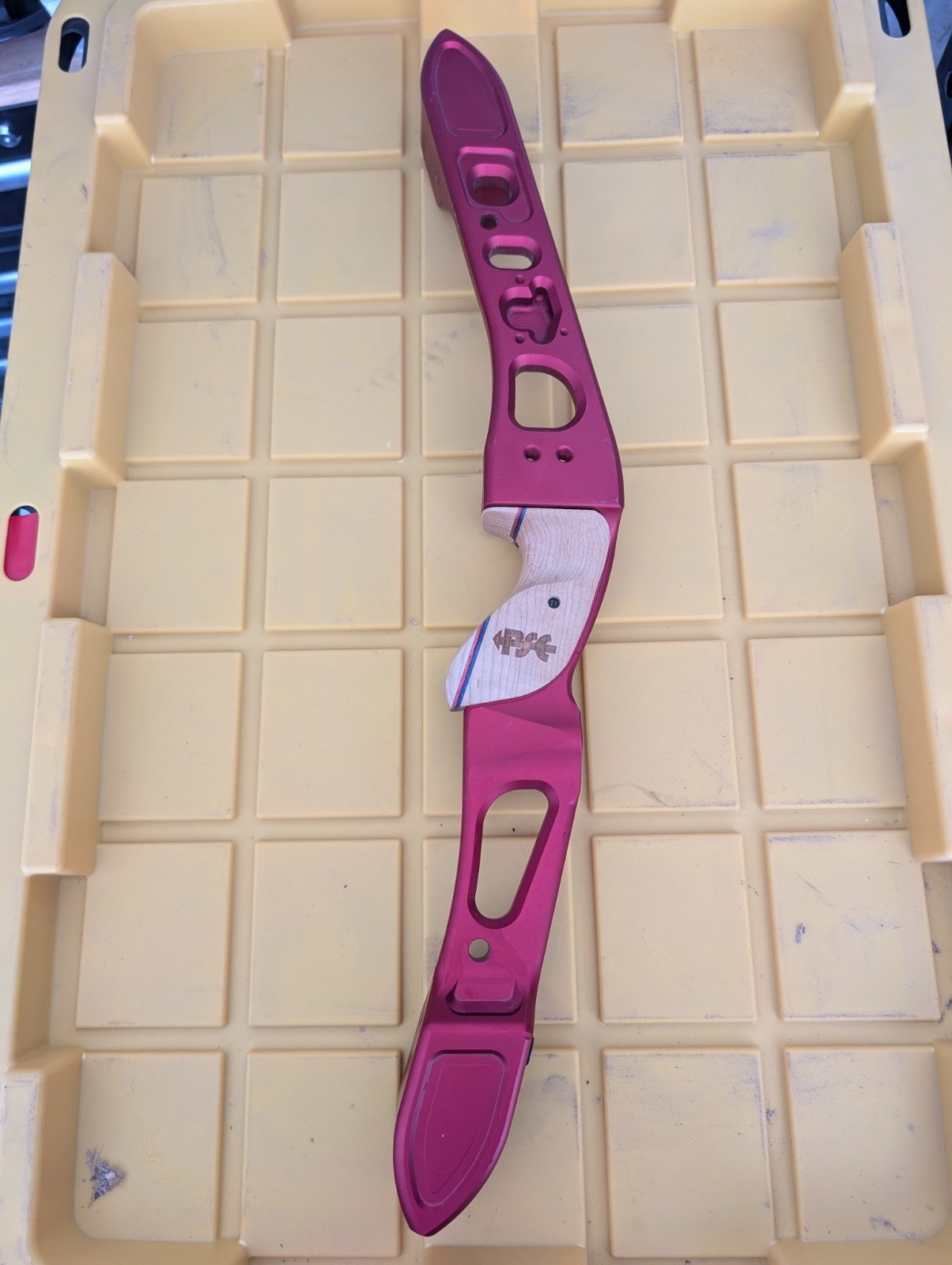 Pse Bare Bow Riser Red