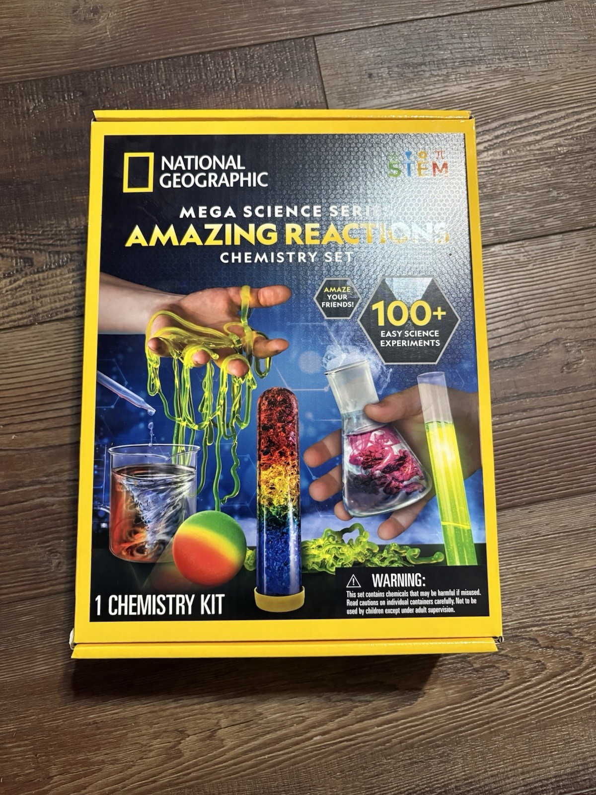 National Geographic STEM Mega Science Amazing Reactions Chemistry Set 100+ Exp