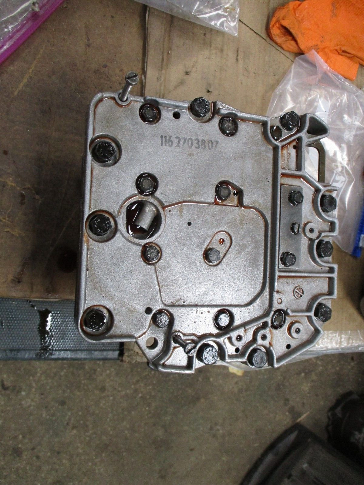 1979 Mercedes R107 380SLC Transmission Valve Body, 116 270 38 07