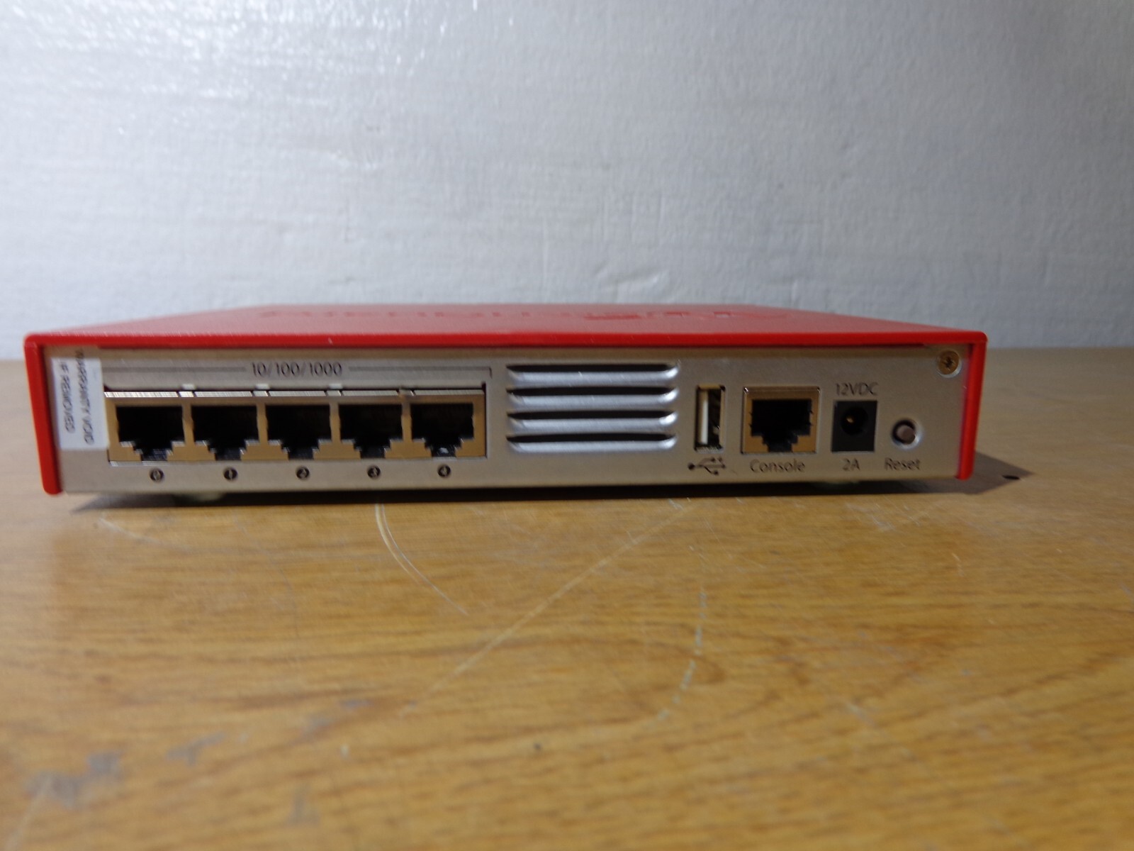 WatchGuard Firebox, X10e Edge, Secure Wireless Router XP2E6 (No AC Adapter)
