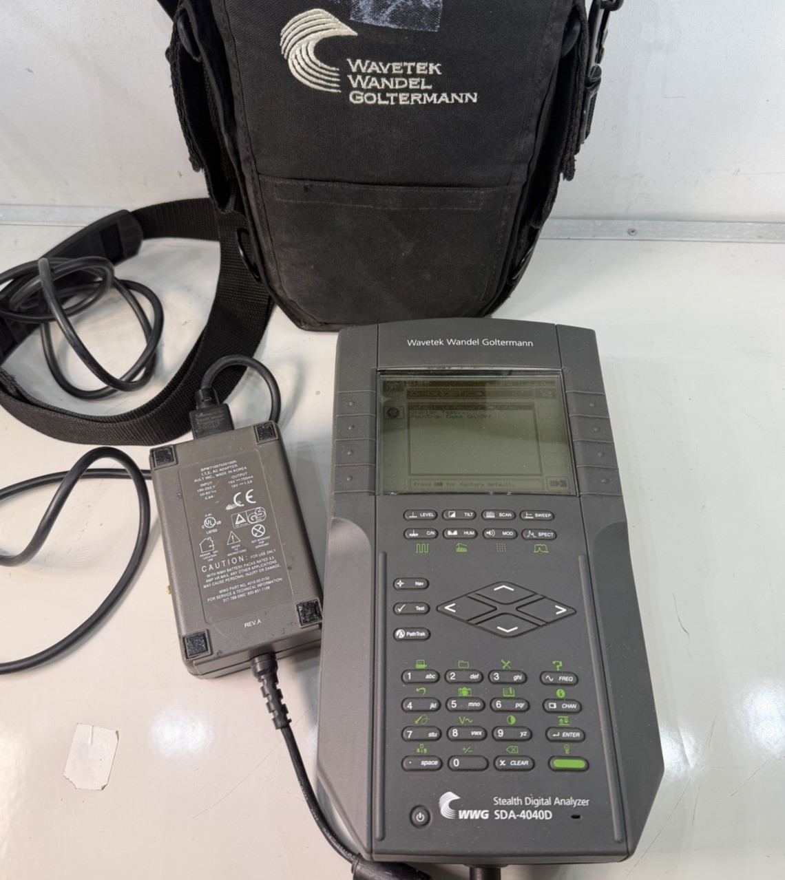 WAVETEK SDA 4040D Stealth Digital Analyzer with power cord BPW71007500100N