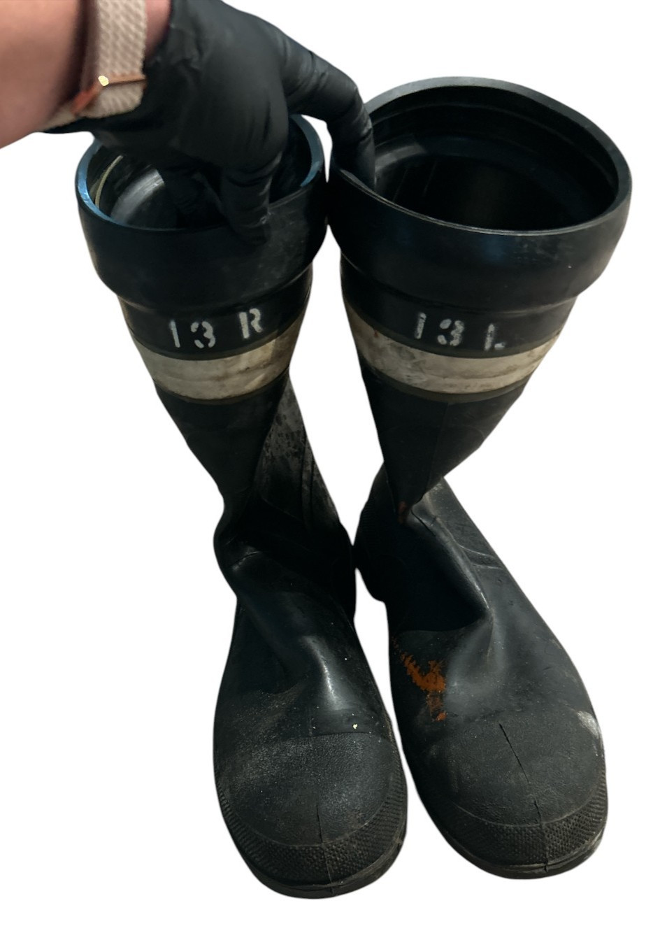 OCTOBER 1982 NASA SPACE PROGRAM ARROWHEAD ROCKET FUEL HANDLERS BOOTS SIZE 13 B