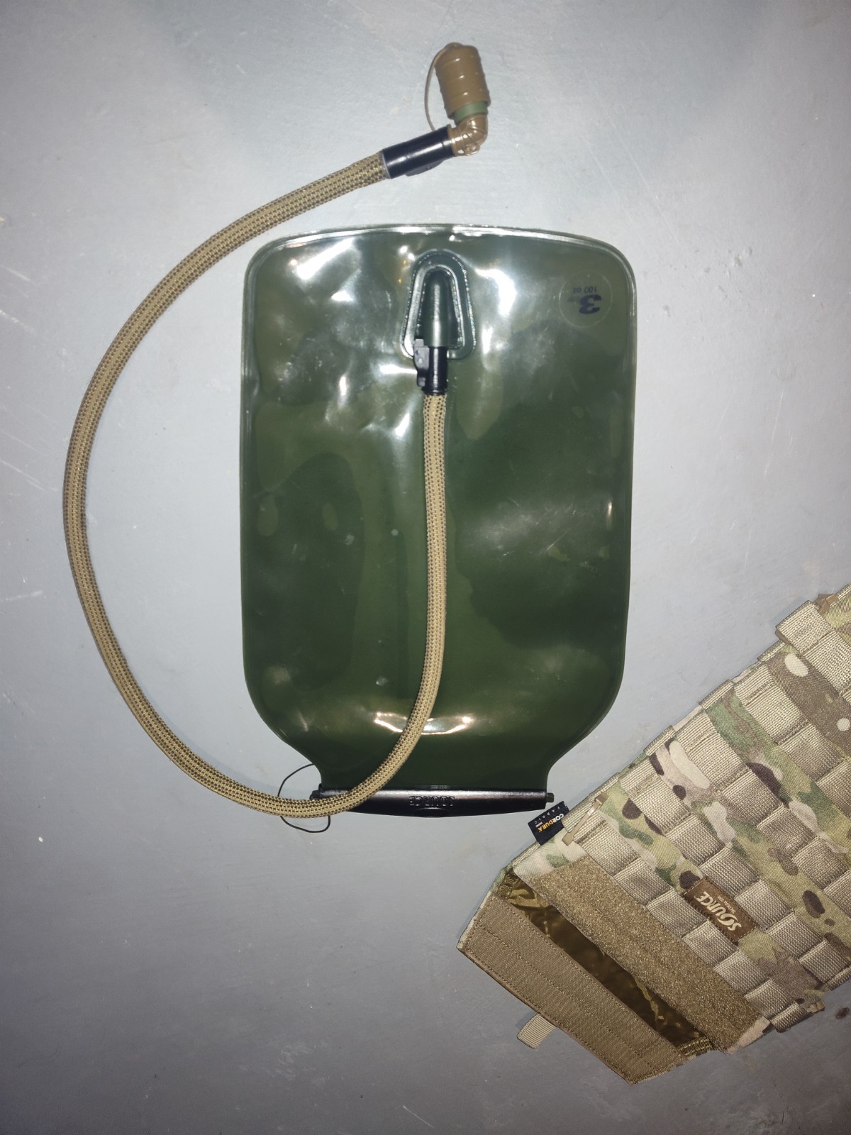 Multicam Source Hydration Back Panel w/ 3L Water Bladder – MOLLE Compatible
