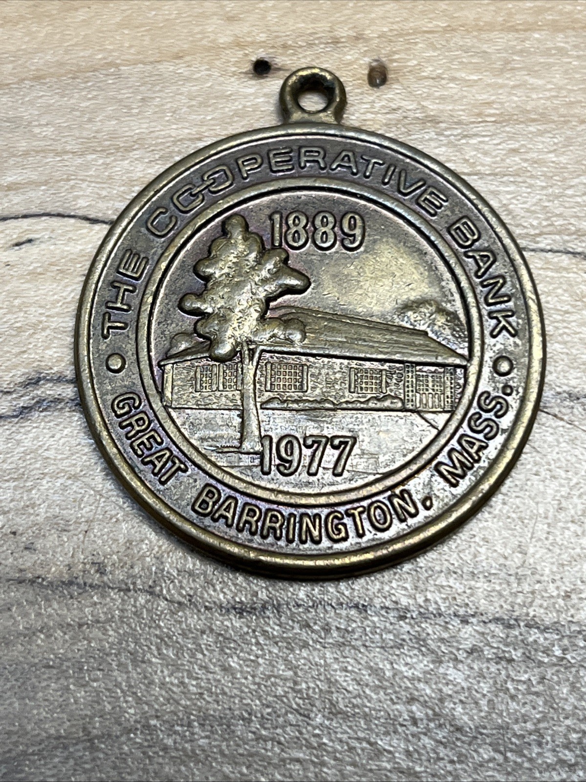 1977 Co-operative Bank Great Barrington, Mass. Key Fob  *C961