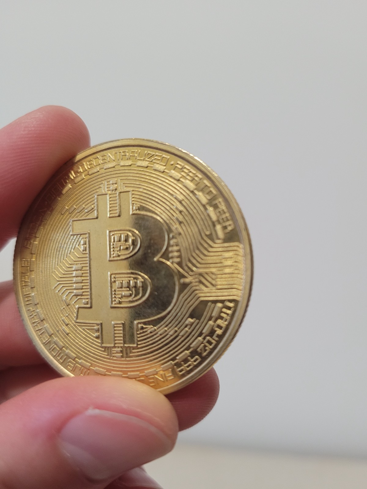 Physical Bitcoin Commemorative Coin Gold Plated Collection Collectible (1 Coin)