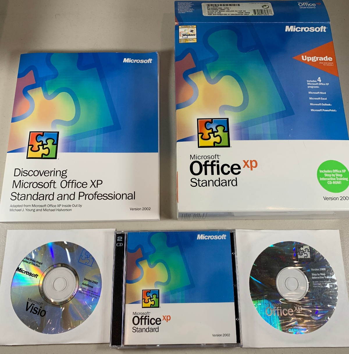 Microsoft Office 2002 XP Standard Upgrade w/ CD & Product Key Guide Word Excel