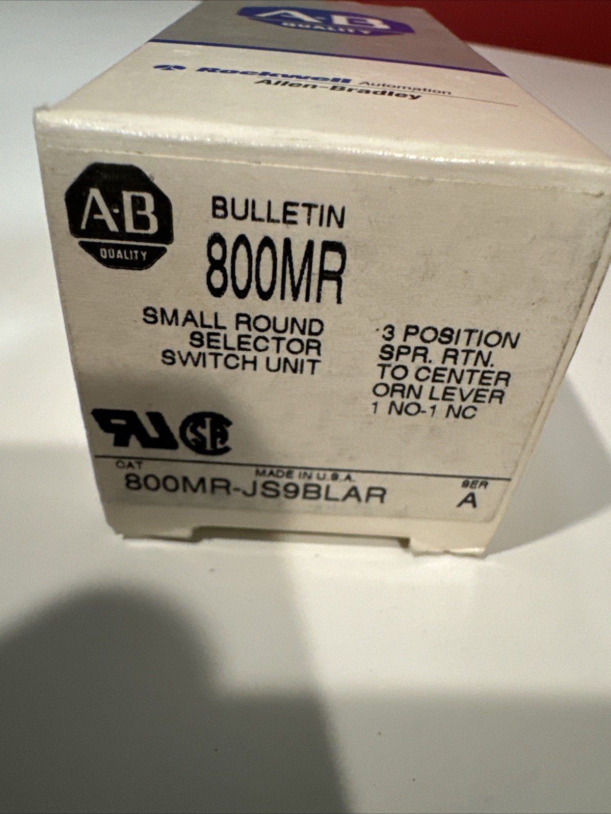 Allen-Bradley 800MR Small Round Selector Switch Unit