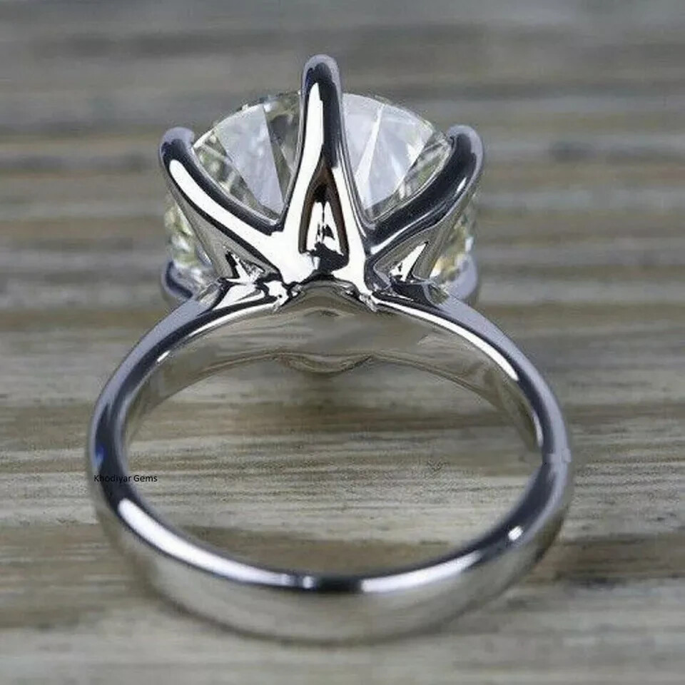 RARE 8.00 Ct White Diamond Solitaire Ring ! Great luster, Free Diamond Studs
