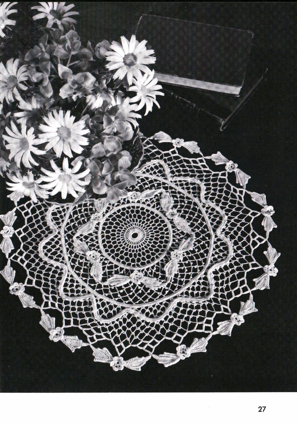 Priscilla Doilies | Coats & Clark 174