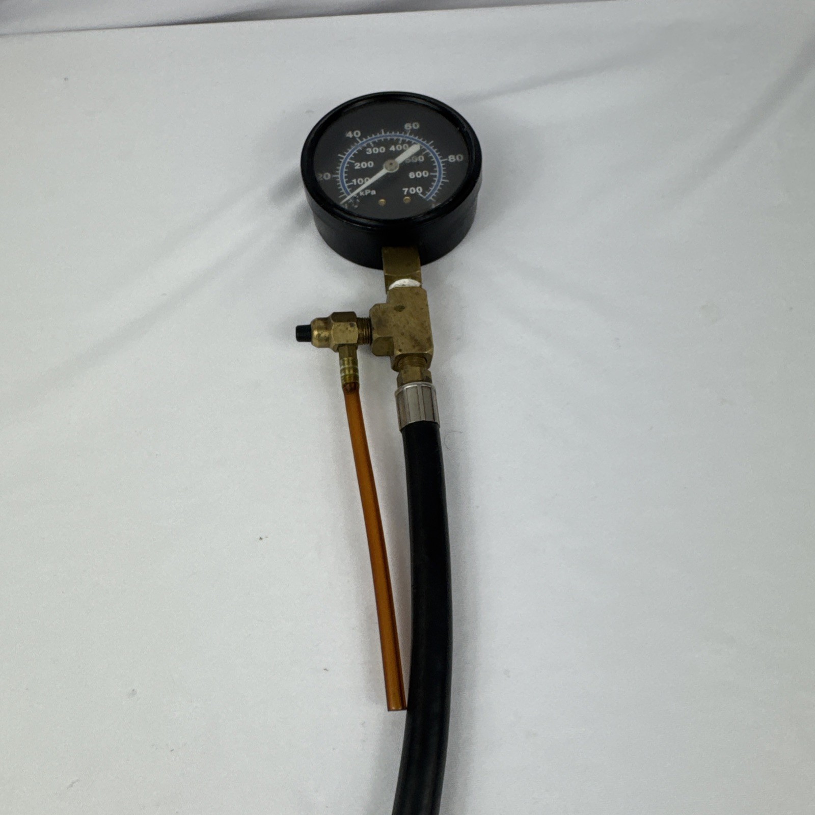 Compression Tester Gauge 100 Psi