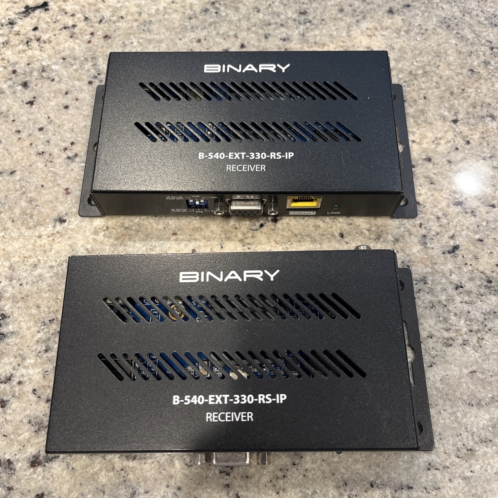 2 Binary B-520-EXT-330-RS-IP Transmitter and Receiver No Power Supply