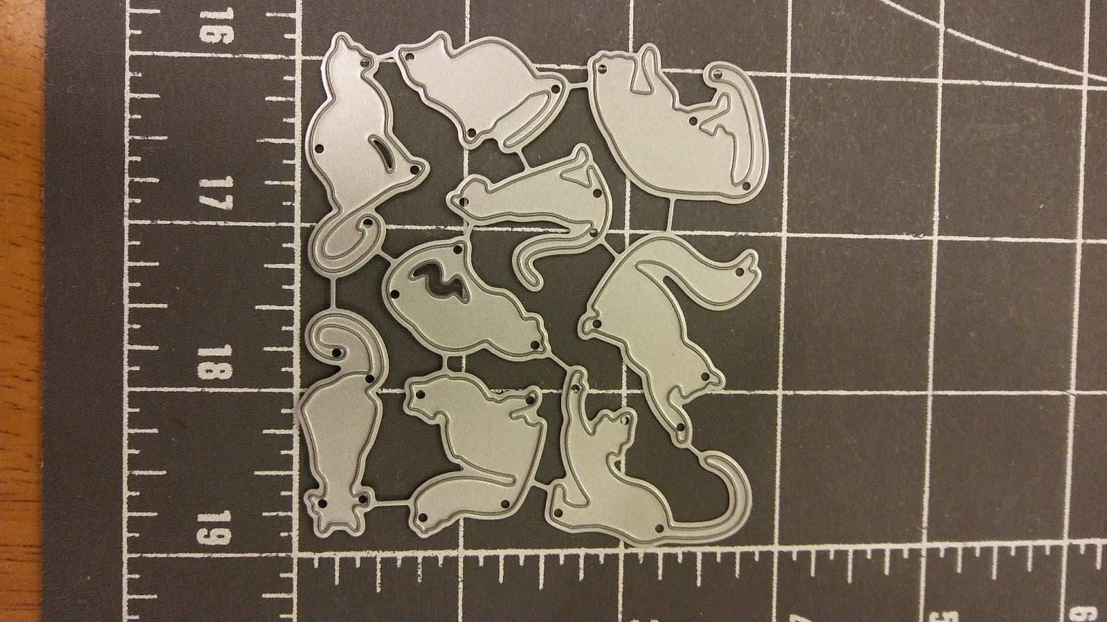 Universal Die Cut Tool Thin Metal Emboss Cat Rescue Shelter 9p kitten paw playfu