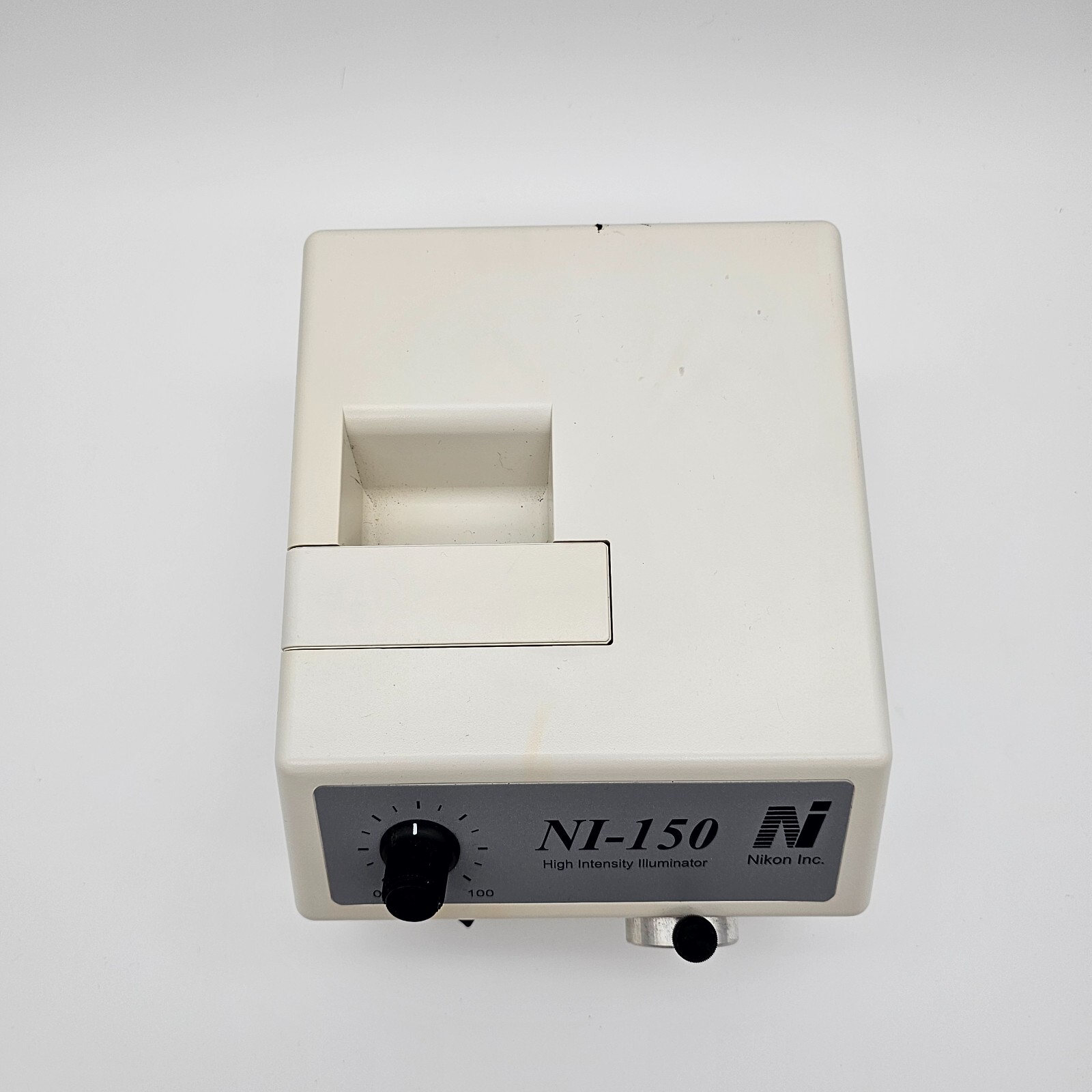 Nikon Ni-150 High Intensity Illuminator Lamp