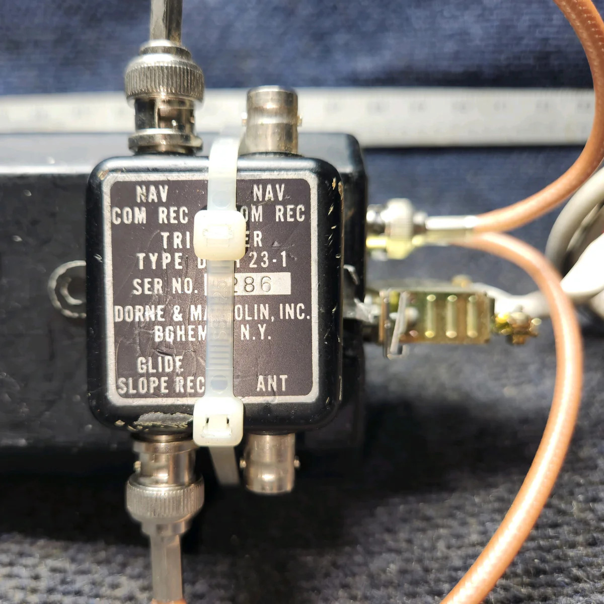 Narco Nav 122 | Narco Nav 122 | Glideslope Indicator Receiver w/ Connectors